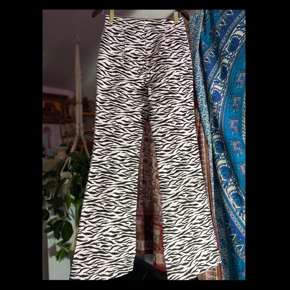 NWT BlueBlush Zebra Flare Pants